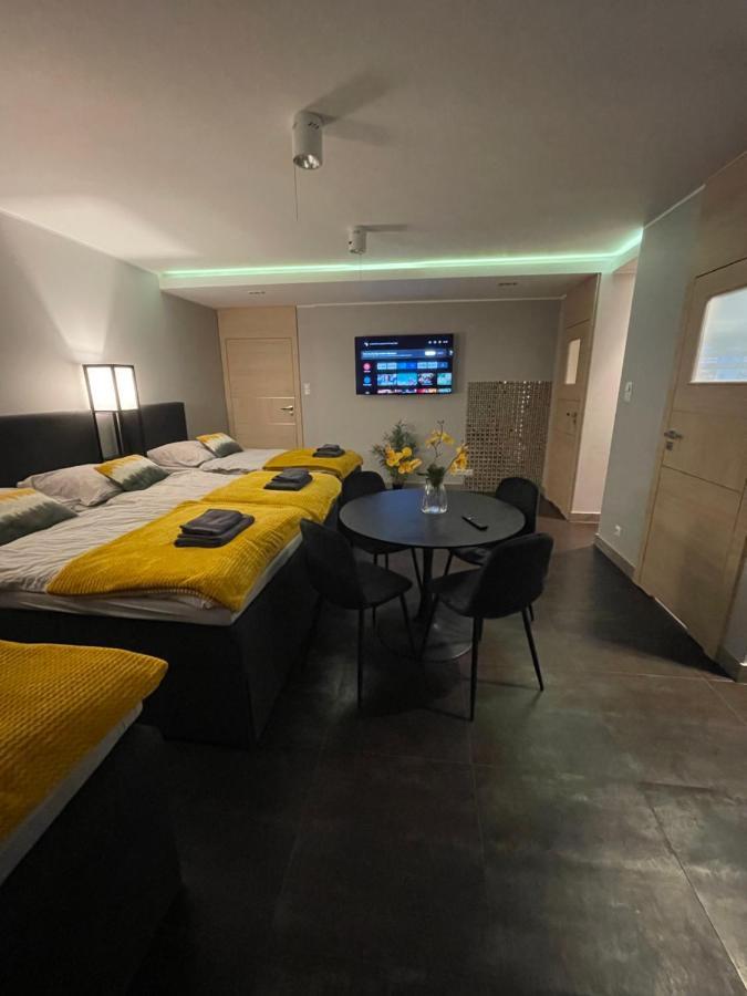 Apartament One Ogrodek I Parking Гожов Велкополски Екстериор снимка